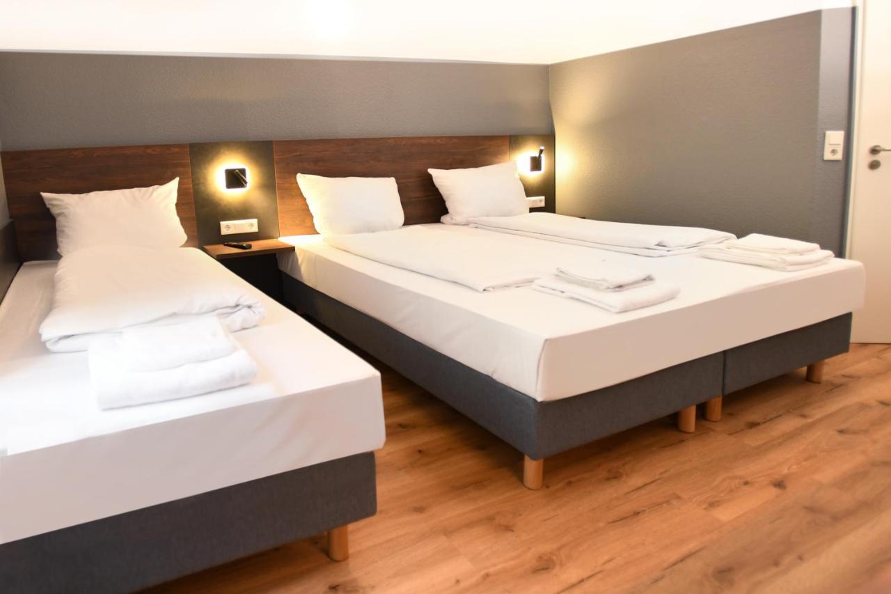 Hotel Apadana Frankfurt Франкфурт-на-Майне Экстерьер фото