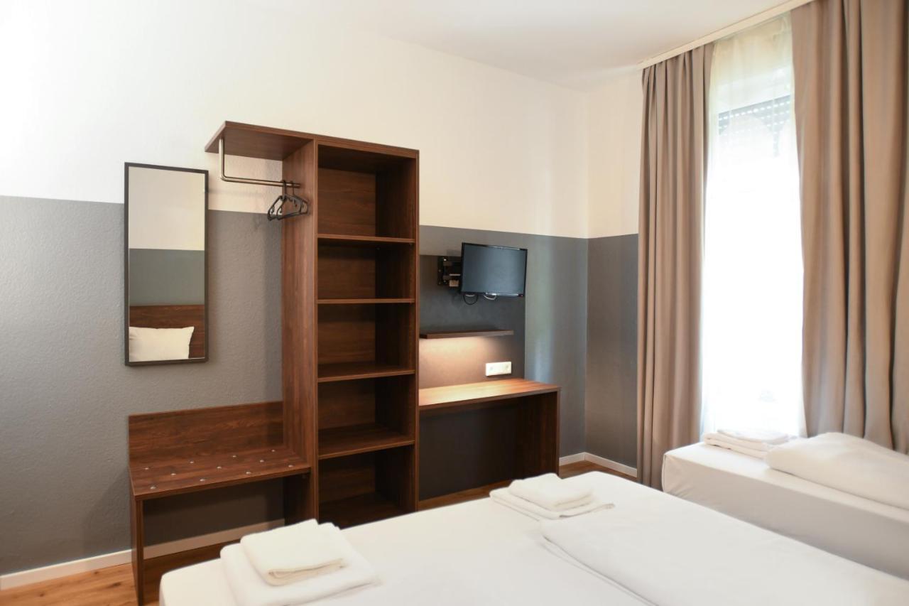 Hotel Apadana Frankfurt Франкфурт-на-Майне Экстерьер фото